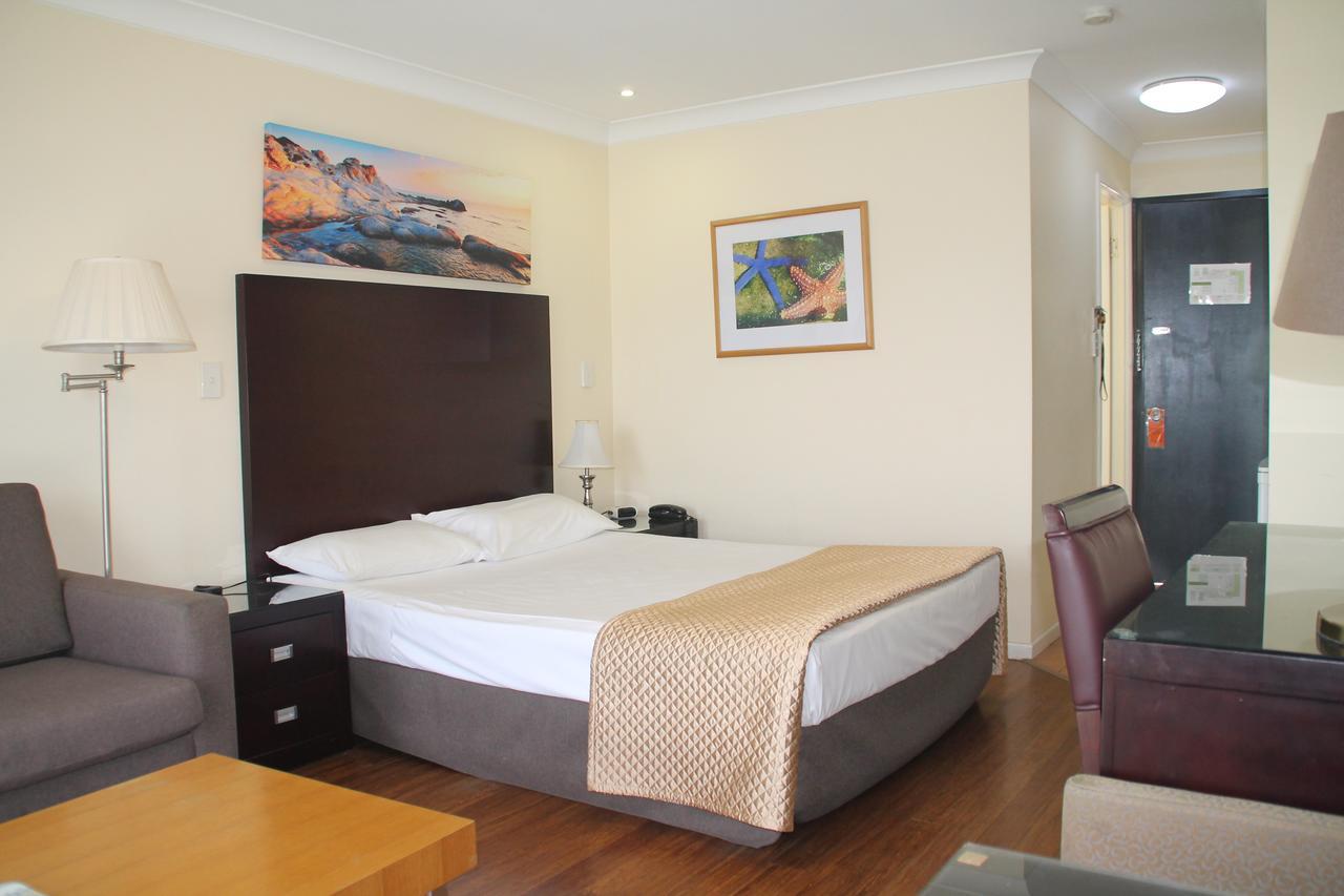 Centenary Motor Inn Брисбен Экстерьер фото