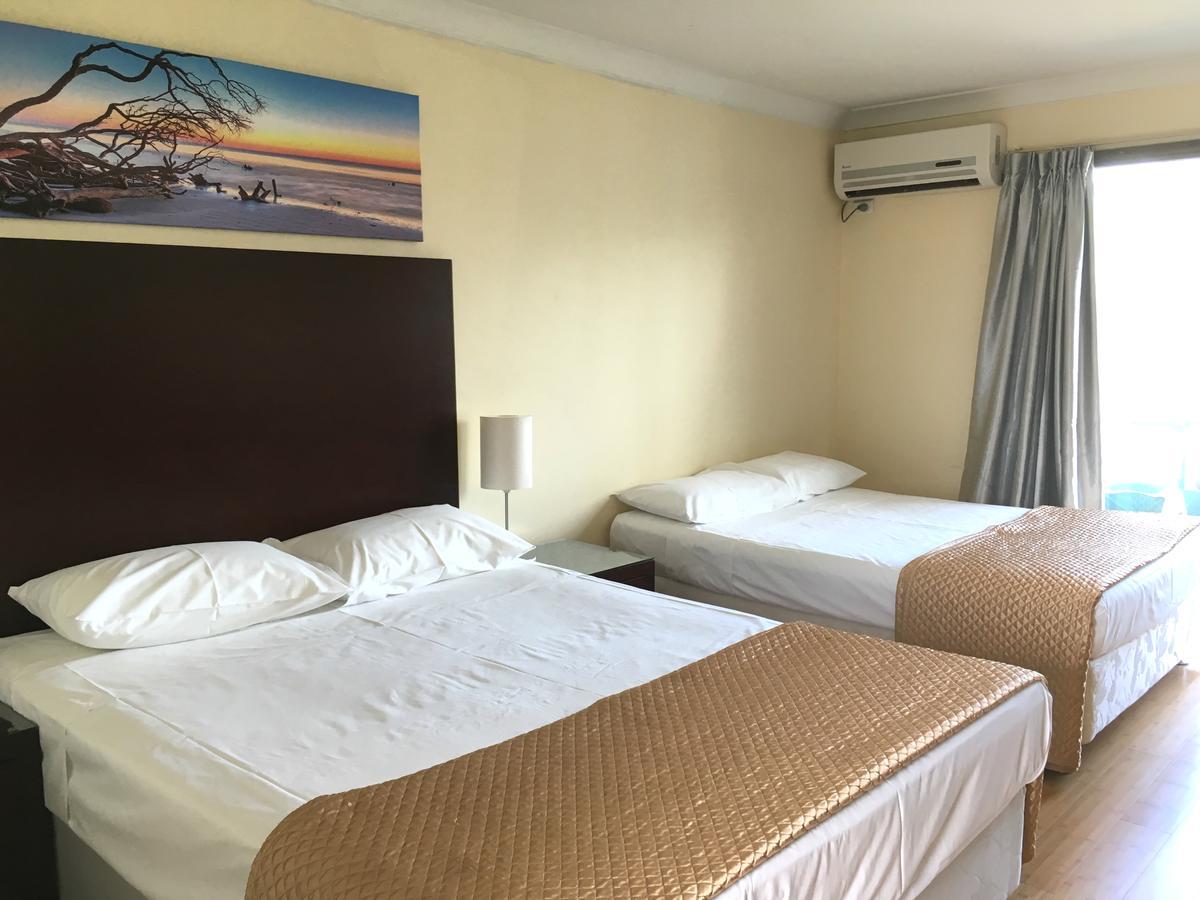 Centenary Motor Inn Брисбен Экстерьер фото